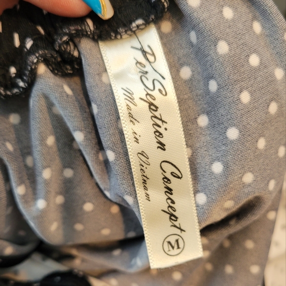 Women's blue/white polka dots top - Picture 5 of 6